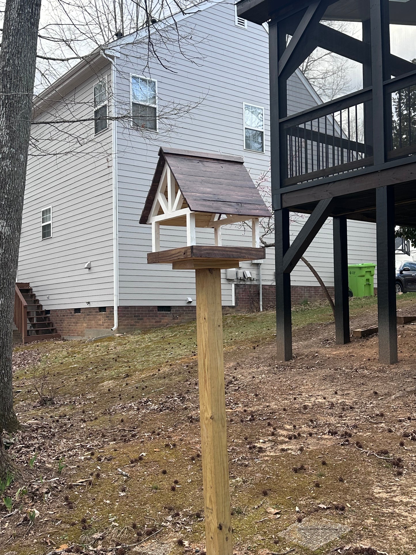 Alpine Deluxe Fly Thru Bird Feeder