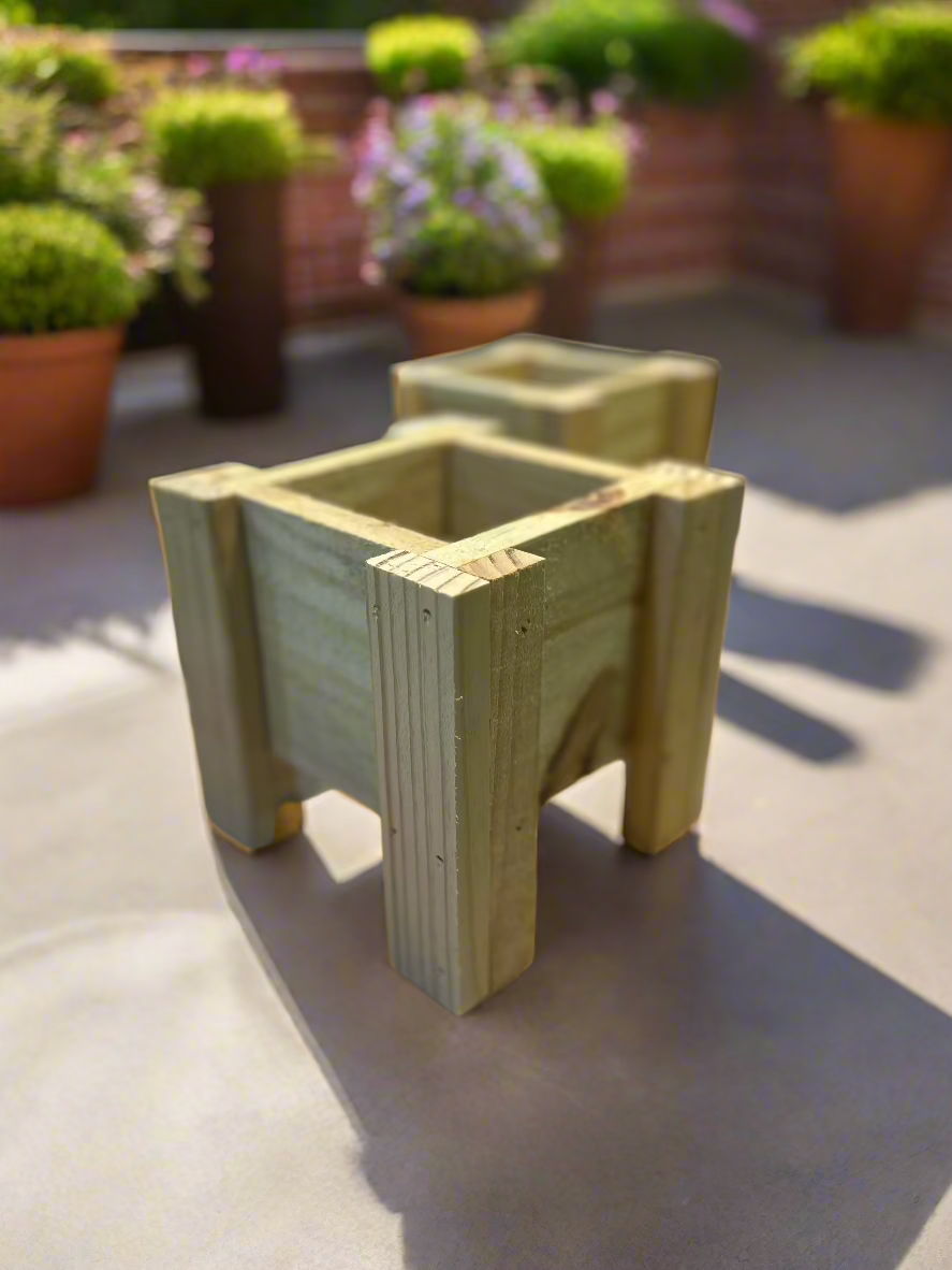 Mini Raised Planter Cube - "The Bully"