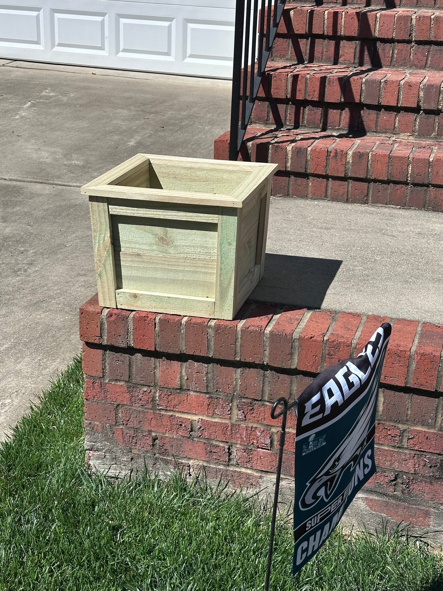 Angle Planter - Square