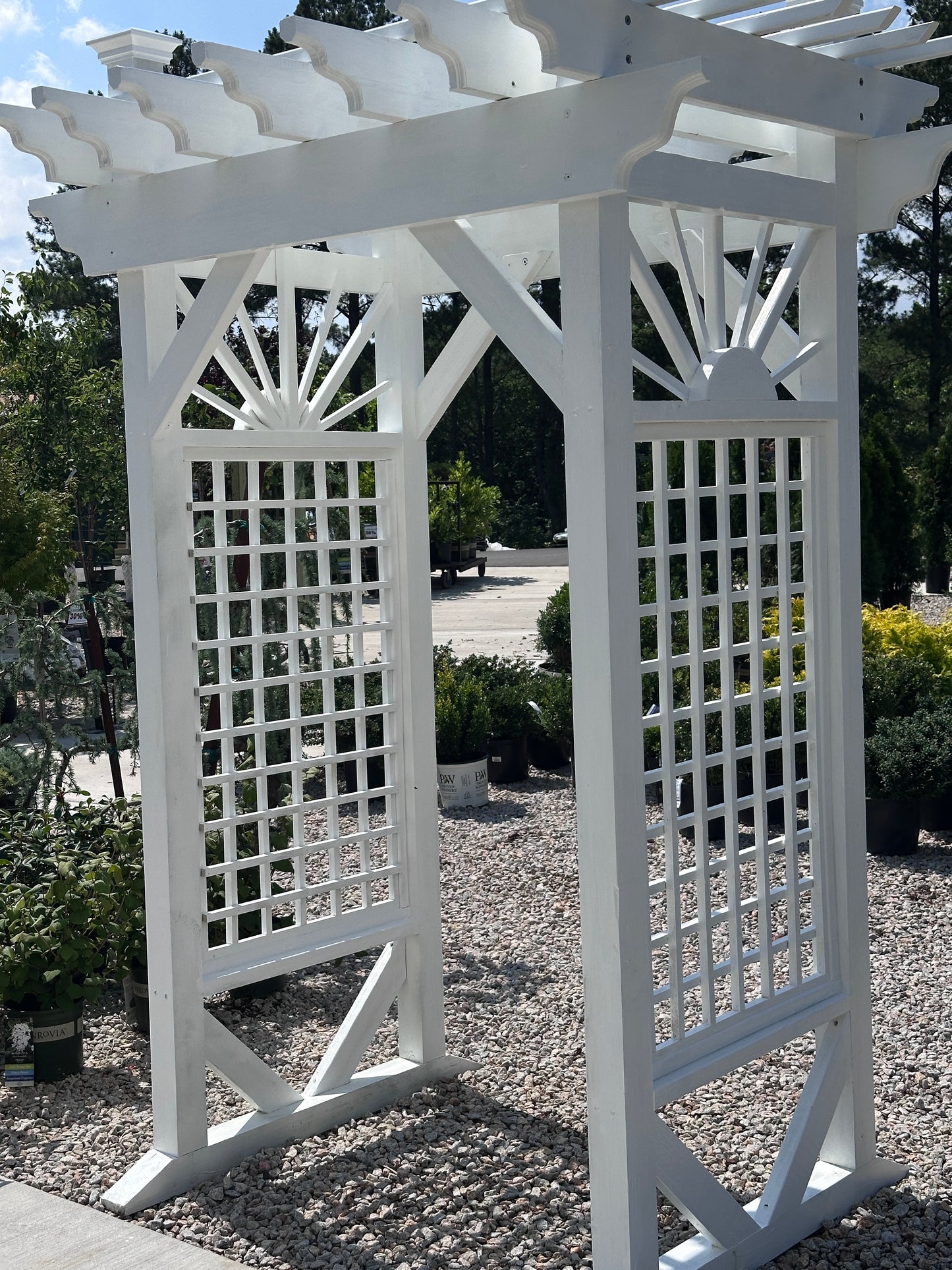Grand Sunburst Arbor