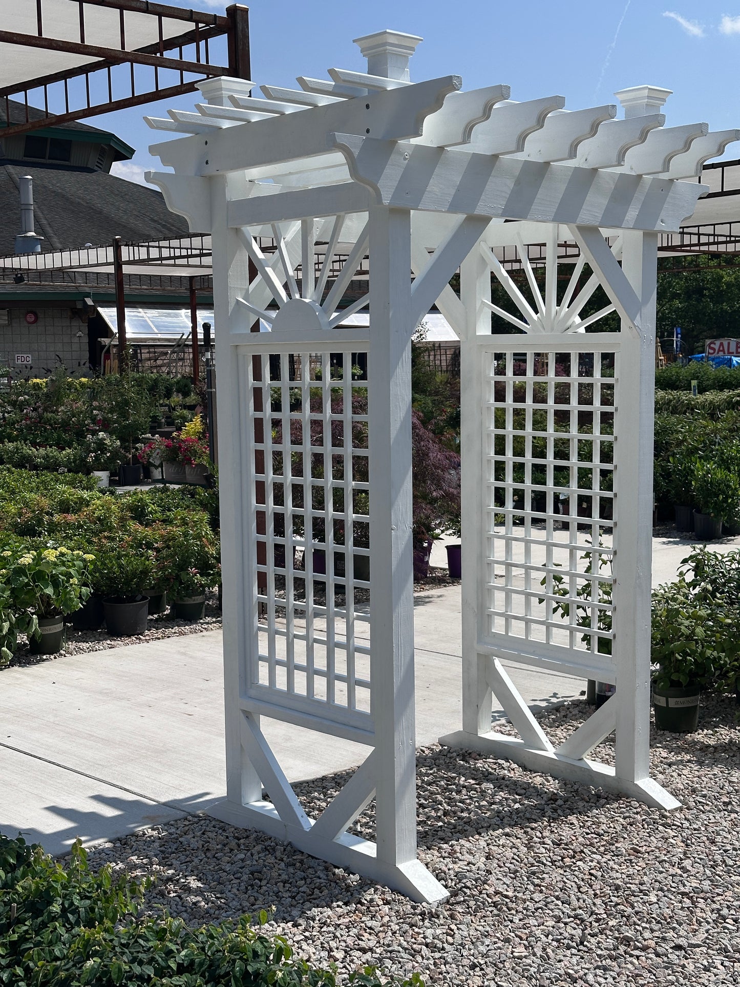 Grand Sunburst Arbor