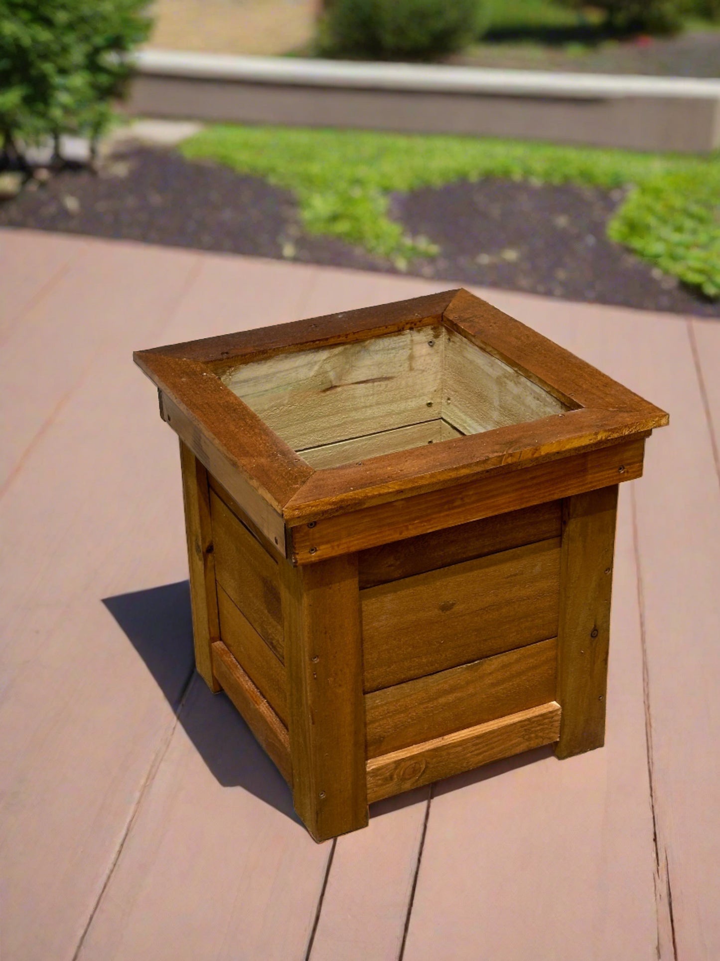 Farmer's Box Planter - 18"x18"x18"