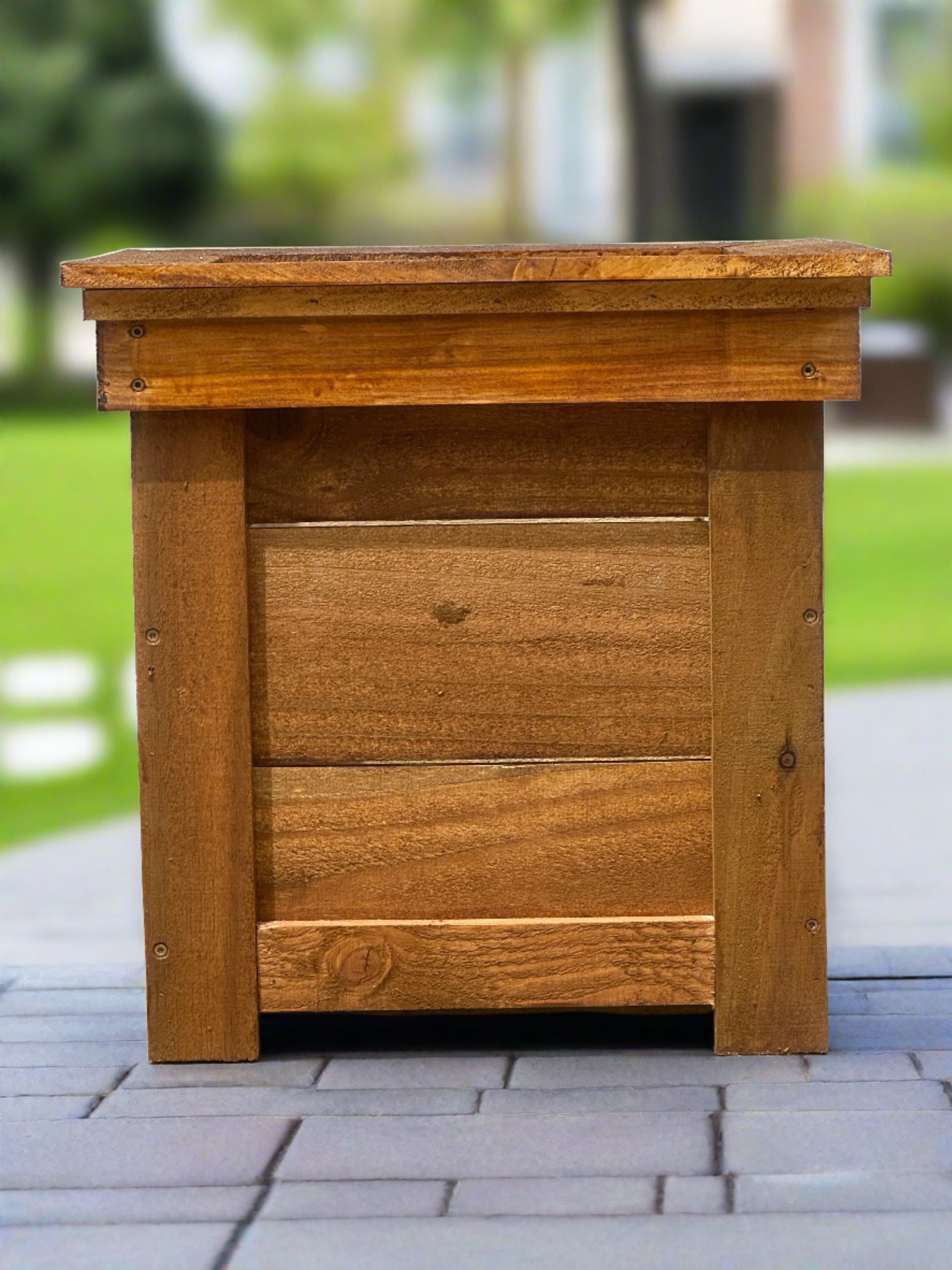 Farmer's Box Planter - 18"x18"x18" - Pilkington Woodworks